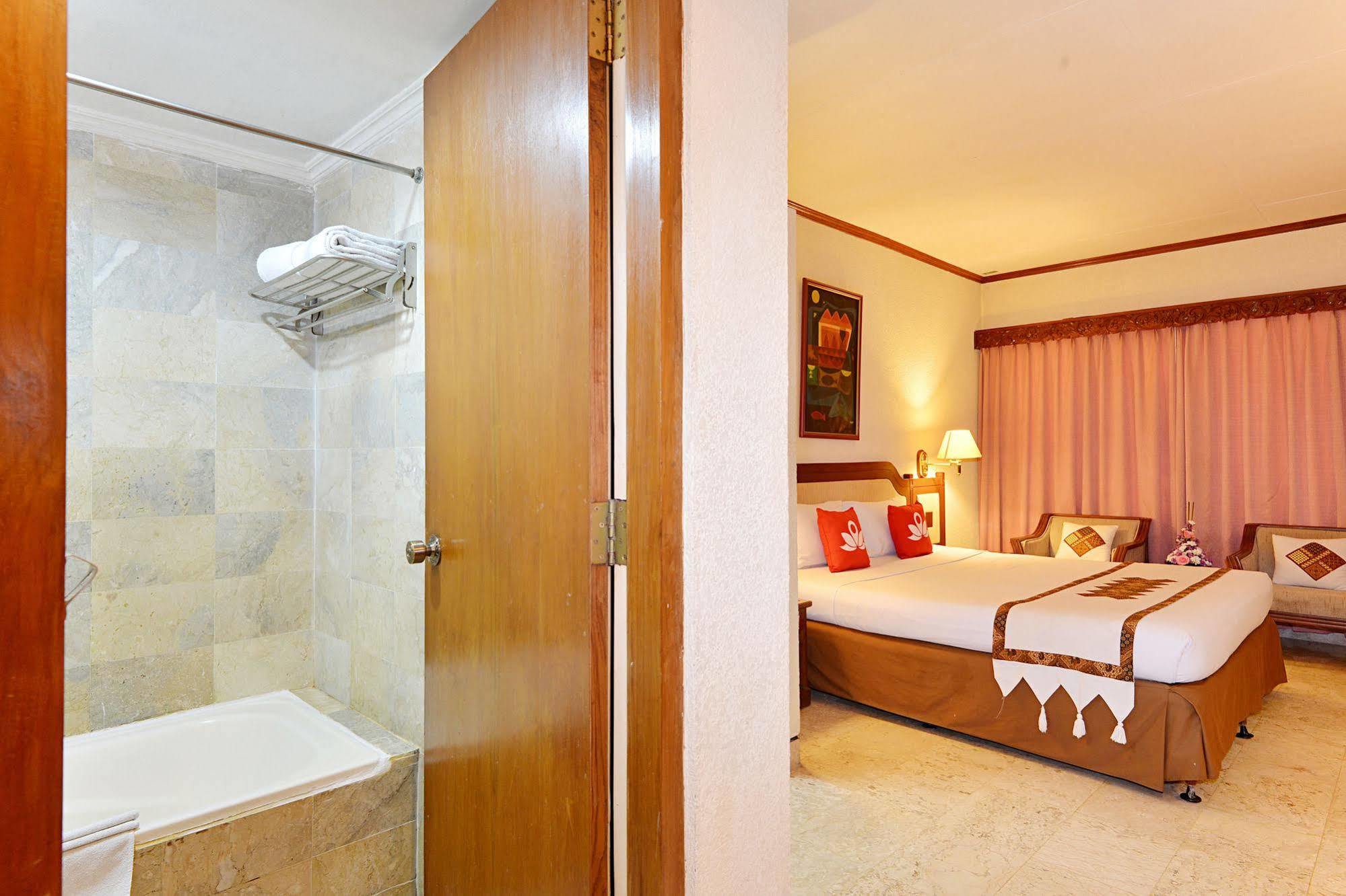 Zen Rooms Jogja Cendrawasih Pakualaman Esterno foto